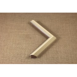 Пластиковый багет L-138.03